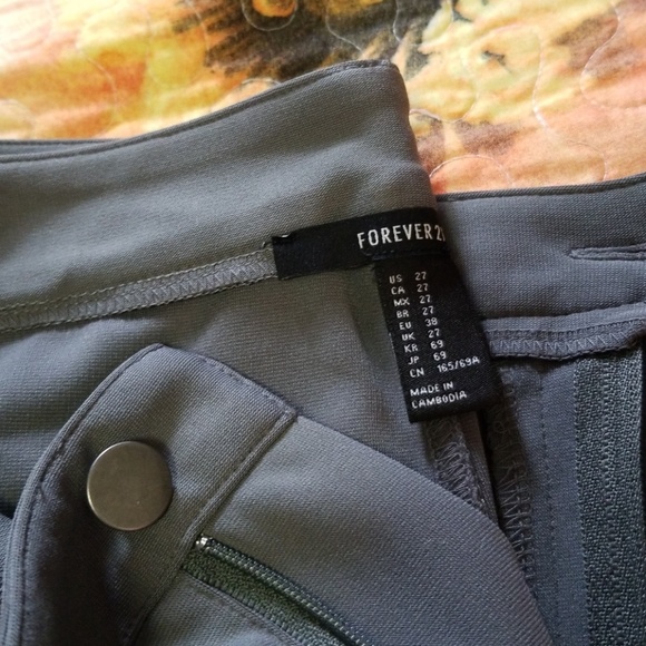 ✨GREAT DEAL✨[Forever 21] NWOT Bundle of 3 pants - Picture 4 of 4